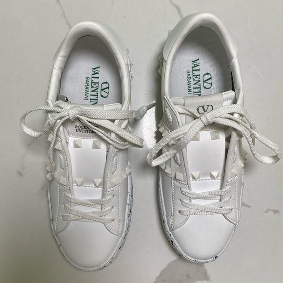 Valentino Garavani Rockstud sneakers SZ 36 - Picture 2 of 11